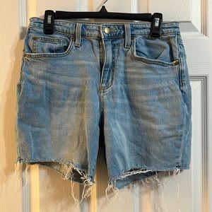 Universal Thread 8/29 Shorts